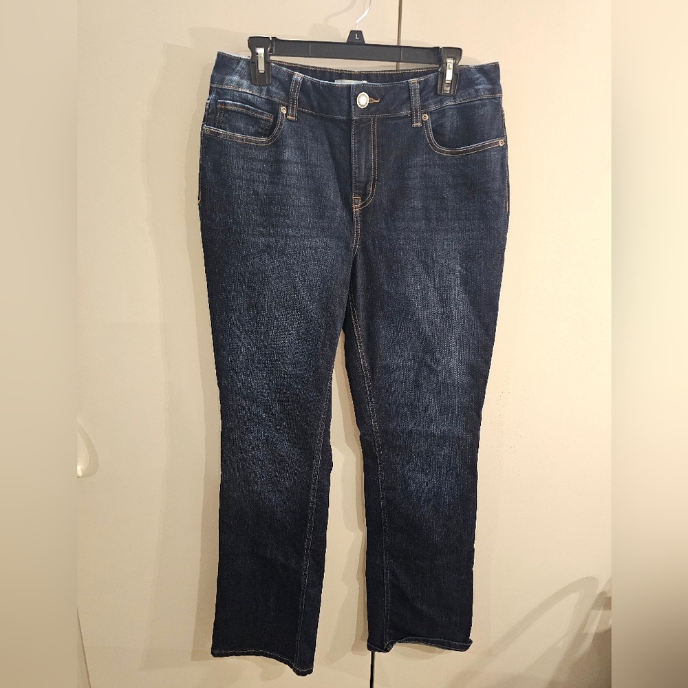 M Jeans(Maurices) Womans 12 Regular Classic Slim Boot Midrise Jean